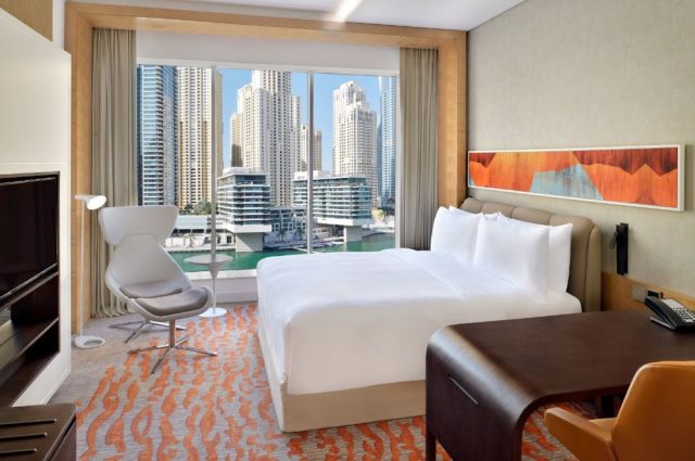 crowne plaza dubai marina double room with a marina view